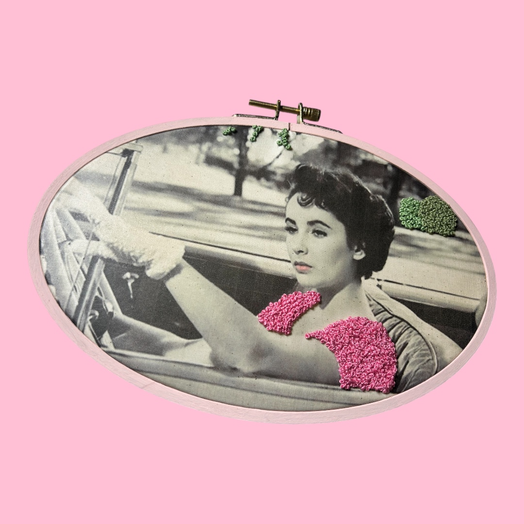 Elizabeth Taylor — Driving Scene Embroidered Portrait - Image 4