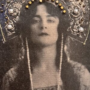 harriet-cohen-embroidered-portrait-mixed-media-textile-art-hand-embroidery-on-vintage-photograph