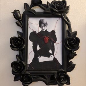 anatomical-heart-gothic-hand-embroidered-portrait